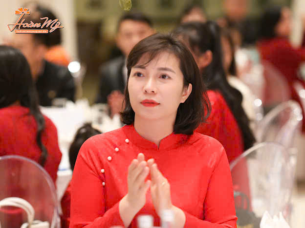 Bác sĩ nha khoa Lê Thị Yến tham dự hội nghị chuyên môn về nha khoa