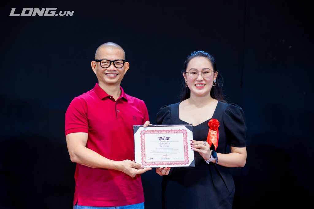 Đào tạo bán hàng và phát triển tư duy kinh doanh thực chiến